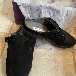 David Tate Black Suede Slip-On Shoes 7ww extra wide